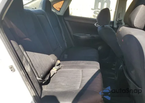 2016 Nissan Sentra S z USA, uszkodzony, nr VIN 3N1AB7AP8GL651430